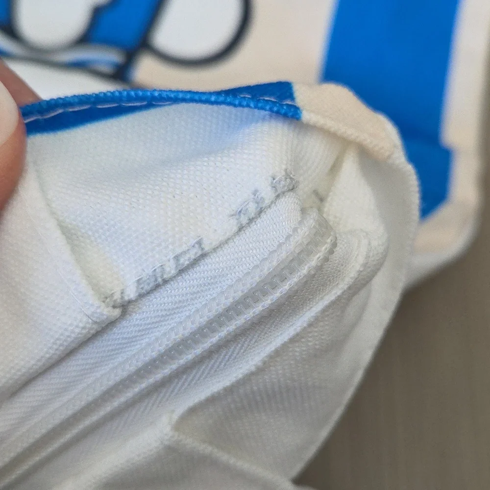 Hello Kitty Reusable Canvas Tote Blu Striped